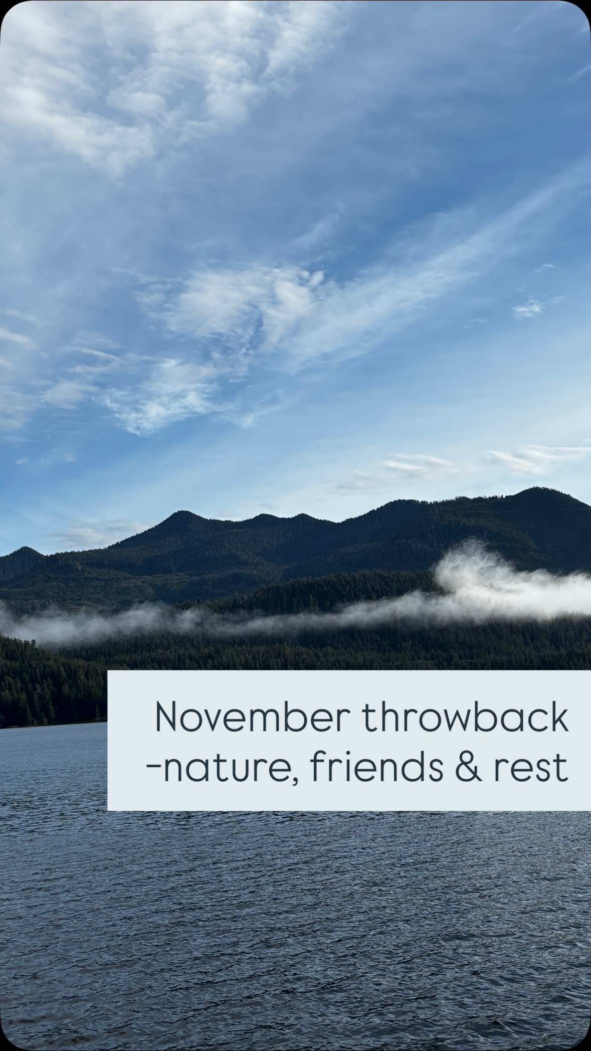 November throwback✨🌊This was such a needed time. Moments in nature, with friends, time to move, breath and rest. 
We had an amazing time in Canada and were stunnned by the beautiful nature and wildlife. Thanks for welcoming us into your sweet home @katharina.psychologist & @matj_larive 
We are beyond grateful for all the special moments with you!
And thanks for celebrating this special moment in life with me!
And then November ended with a sweet Acro event with friends. So much fun to play around and end the days with sauna. 
Feeling so nurished by November and all the moments of deep connection with friends & nature.